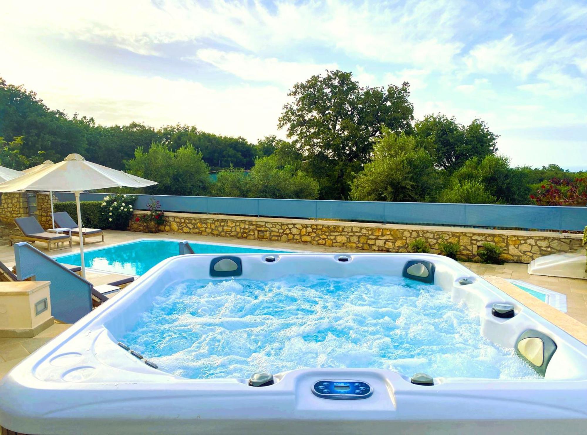 Deluxe Villa Ianthos - Outdoor Hot Tub & Kids Pool Gállos エクステリア 写真